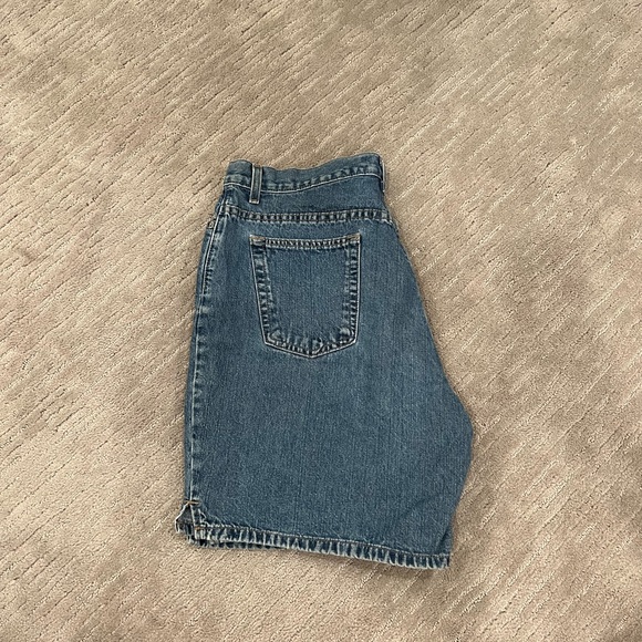 Mid length Jean shorts - Picture 1 of 3